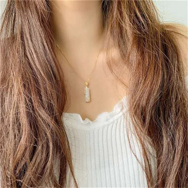 Collier amulette de jade